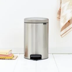 Brabantia Pedaalemmer New Icon 12 Liter RVS 10 Brabantia Pedaalemmer New Icon 12 Liter RVS -Meubel Pracht 123 3861