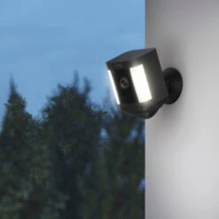 Ring Spotlight Cam Plus Batterij Zwart -Meubel Pracht 123 4309