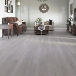 Click PVC Basic Eiken 4mm 2,20 M2 -Meubel Pracht 123 6381